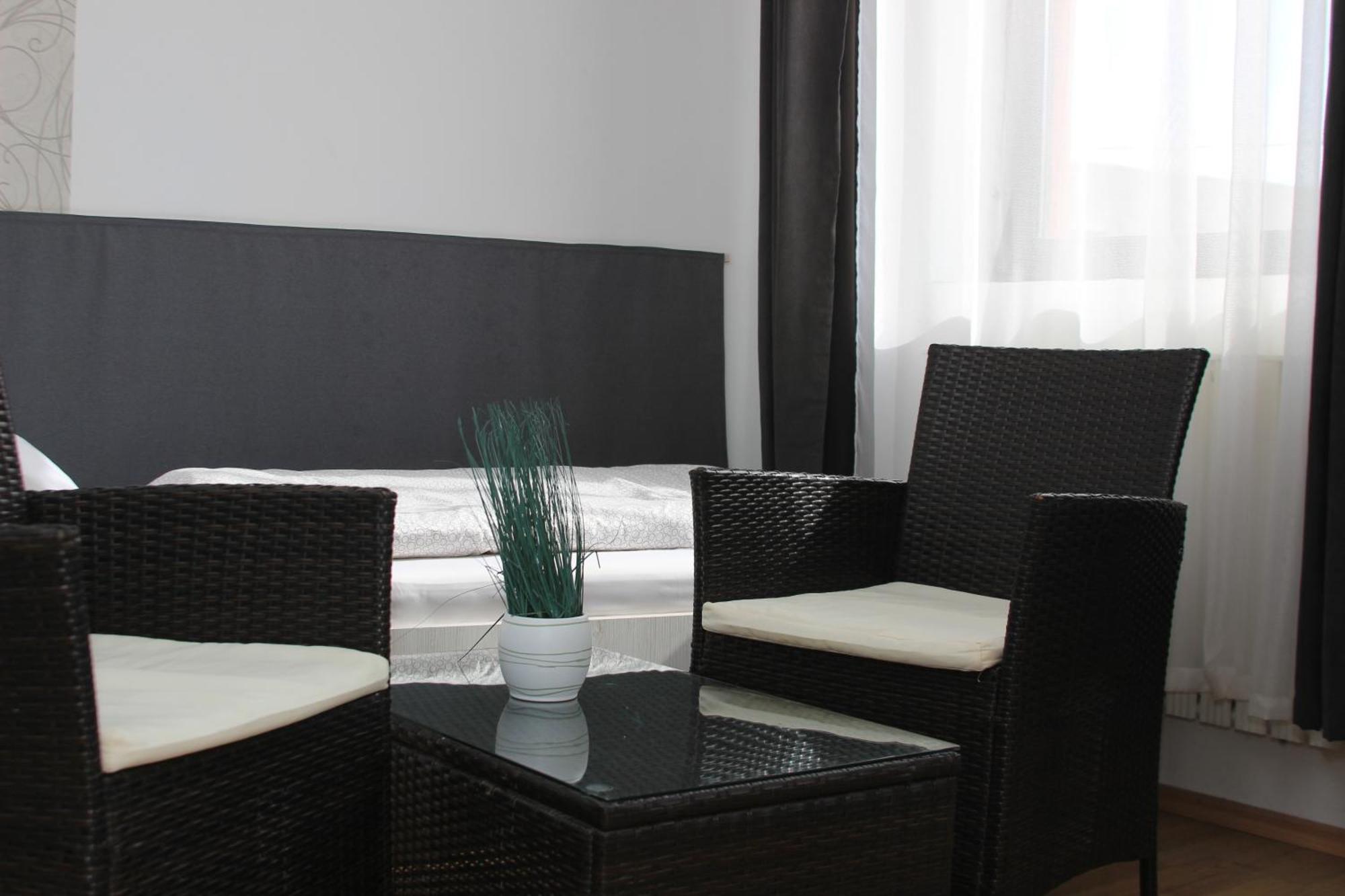 Eden Panzio Bed and Breakfast Eger Exteriör bild