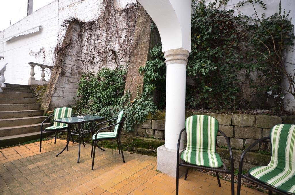 Eden Panzio Bed and Breakfast Eger Exteriör bild